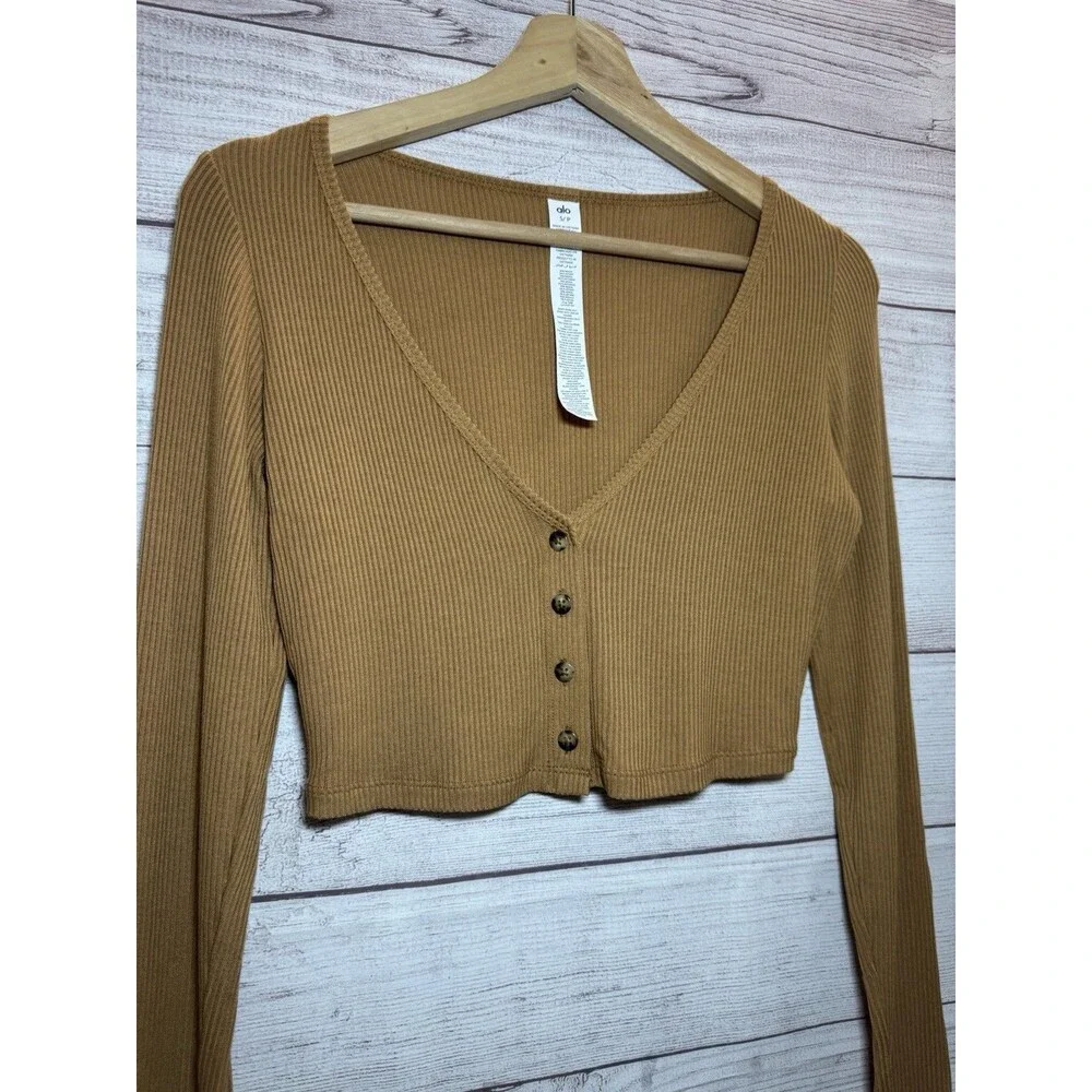 Alo Yoga Ribbed Cropped Whisper Cardigan Tan Camel Women’s size S